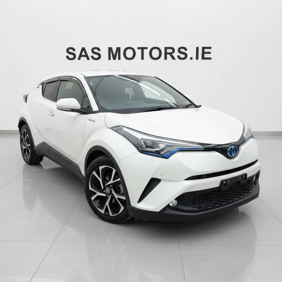 Toyota CH-R Hybrid Automatic 2018 Leather seats - Image 1