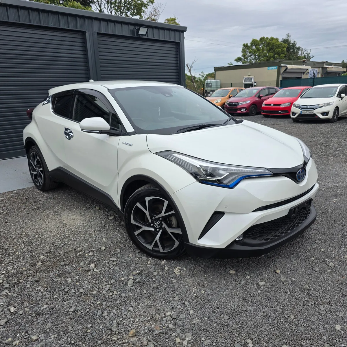 Toyota CH-R Hybrid Automatic 2018 Leather seats - Image 6