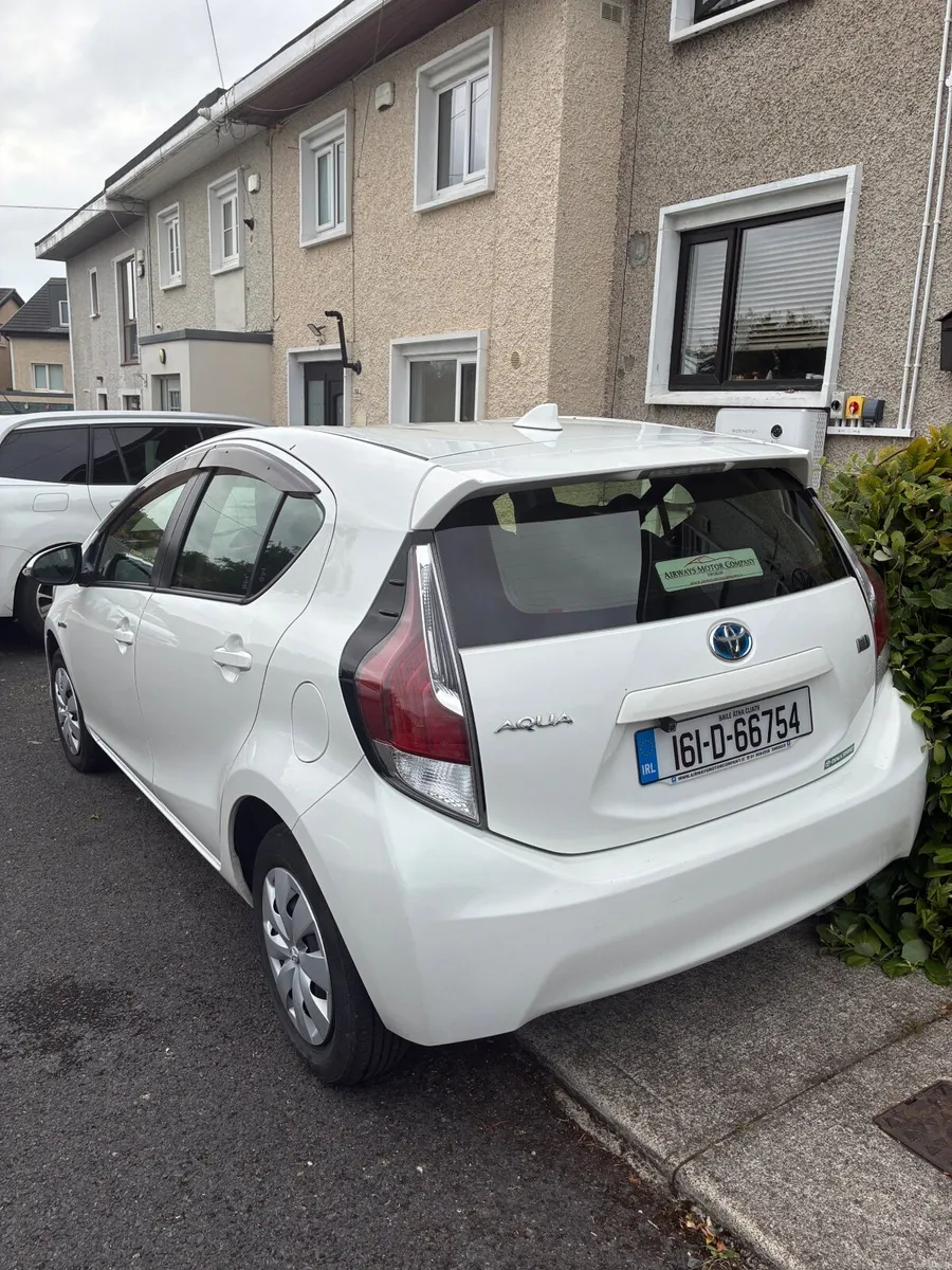 Toyota Aqua 161 Petrol Hybrid Automatic - Image 6