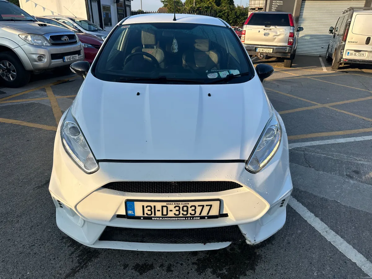 Ford Fiesta 2013 1.6 Ecoboost 182PS ST2 - Image 2