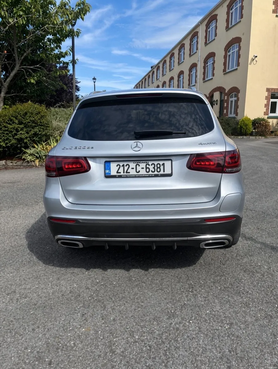 GLC AMG Premium Diesel Hybrid - Image 4