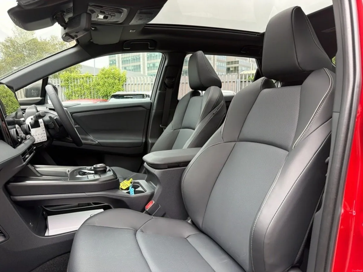 Toyota bZ4X BZ PREMIER BITONE 4DR AUTO - Image 6