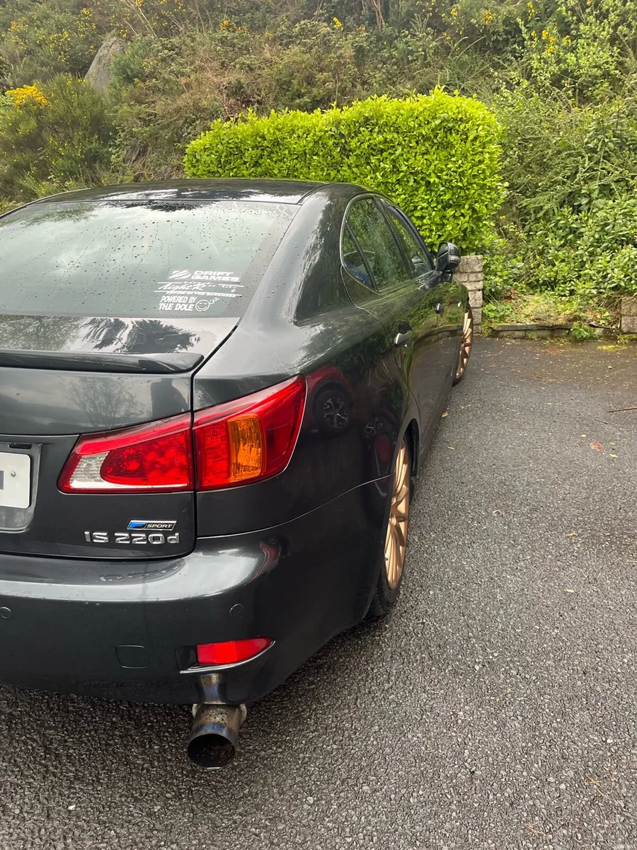 Lexus IS 220D Fsport - Image 6