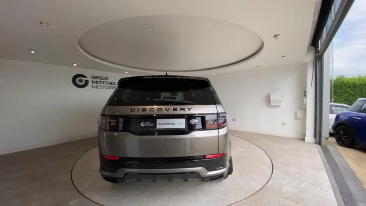 Land Rover Discovery Sport 2.0 D200 R-Dynamic S Pl - Image 6