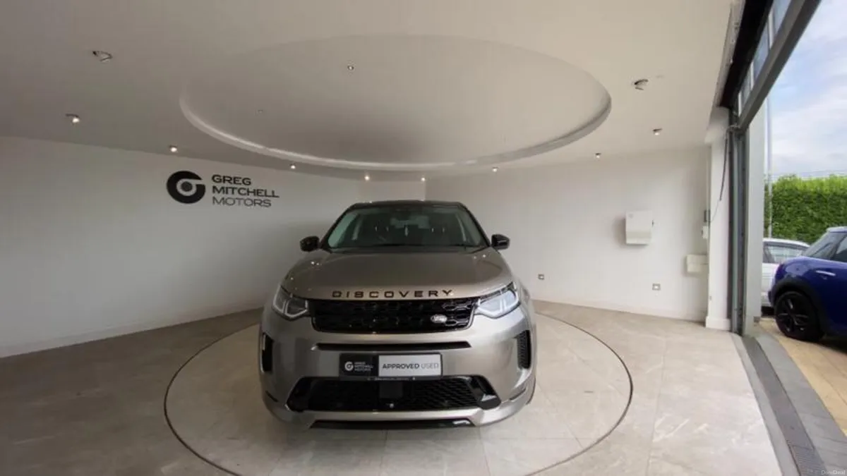 Land Rover Discovery Sport 2.0 D200 R-Dynamic S Pl - Image 2