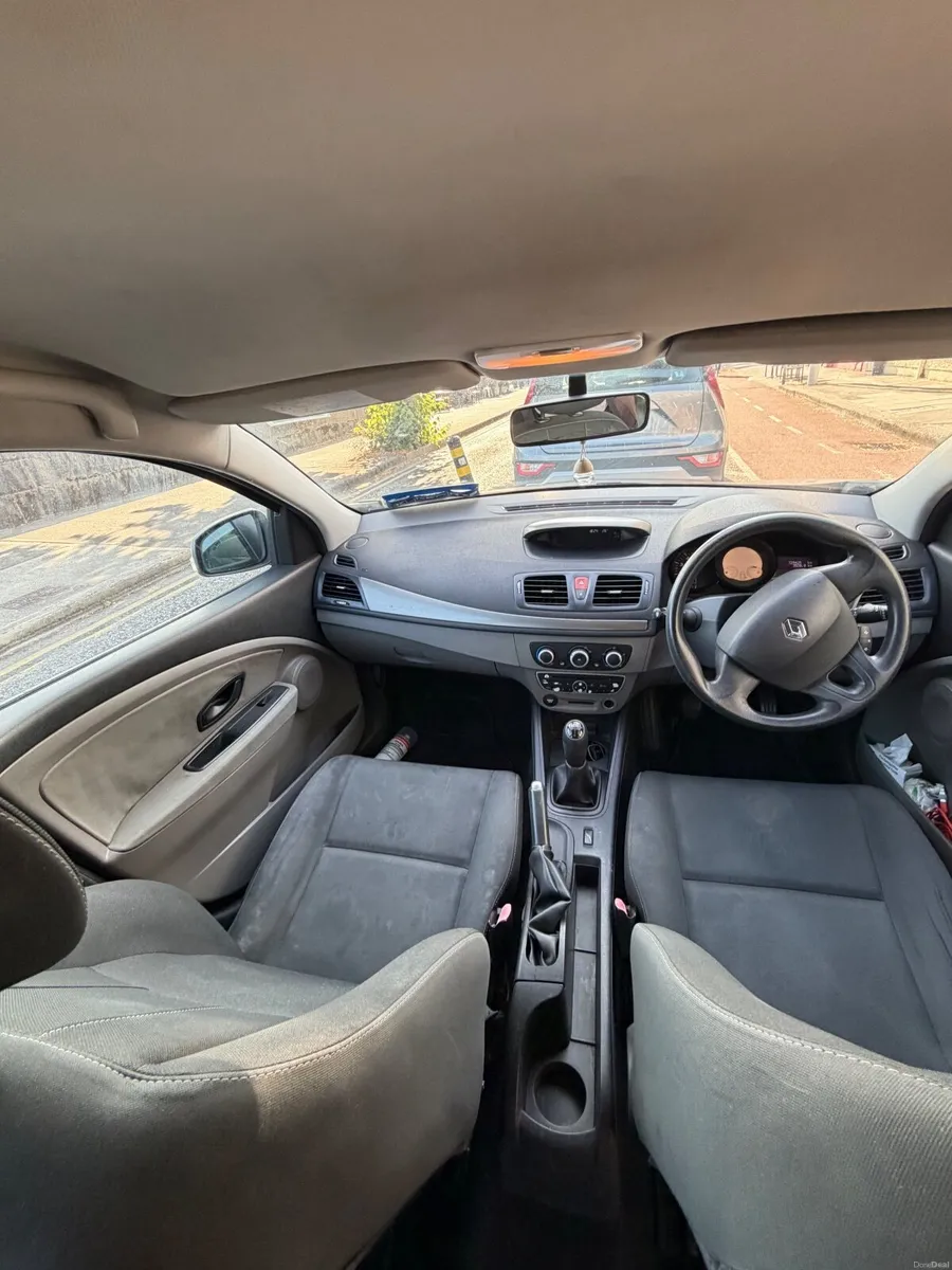 Renault Megane 2010 - Image 6