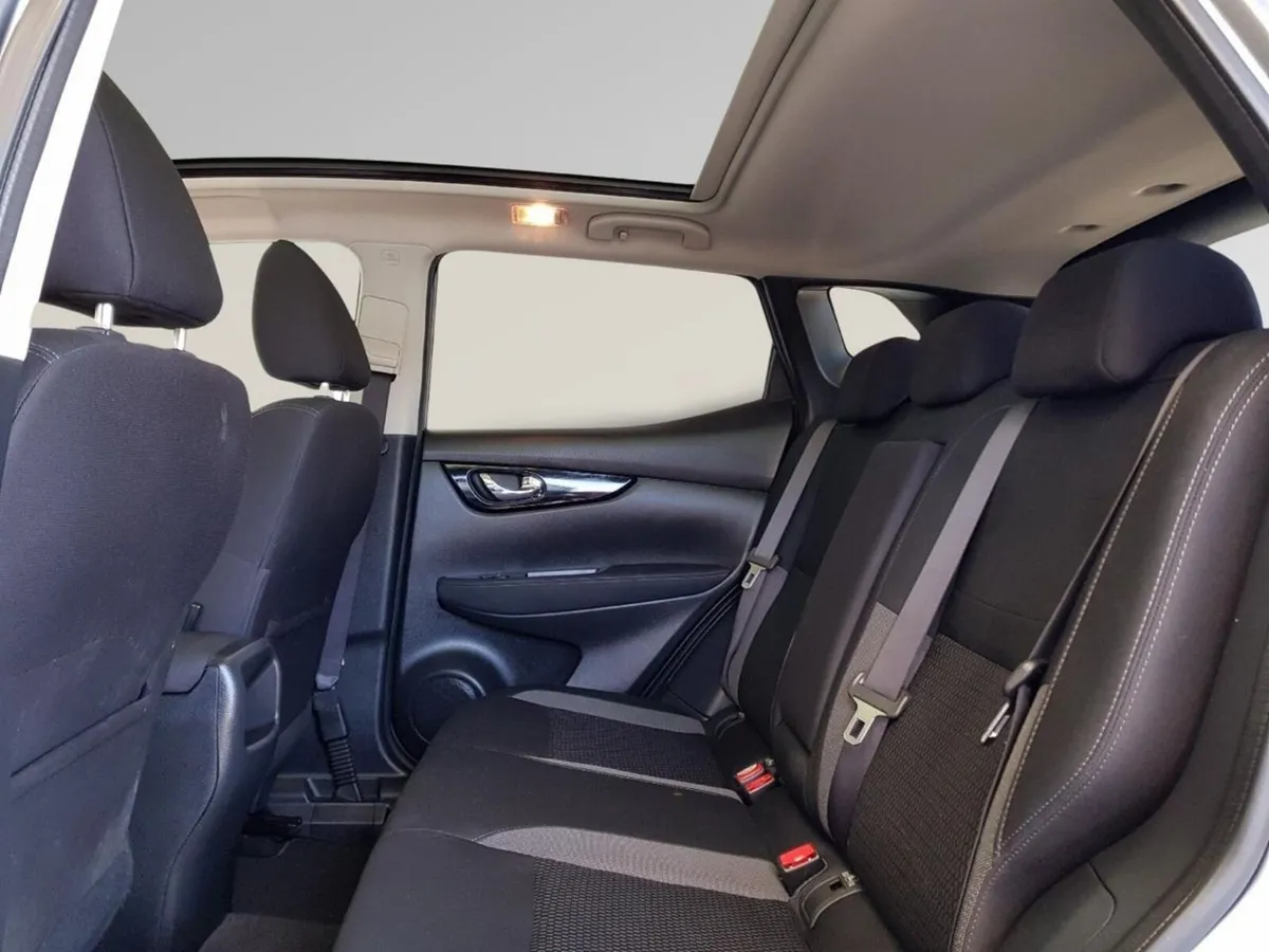 Nissan Qashqai 1.3 PET SV €3000 SCRAPPAGE OFFER - Image 5