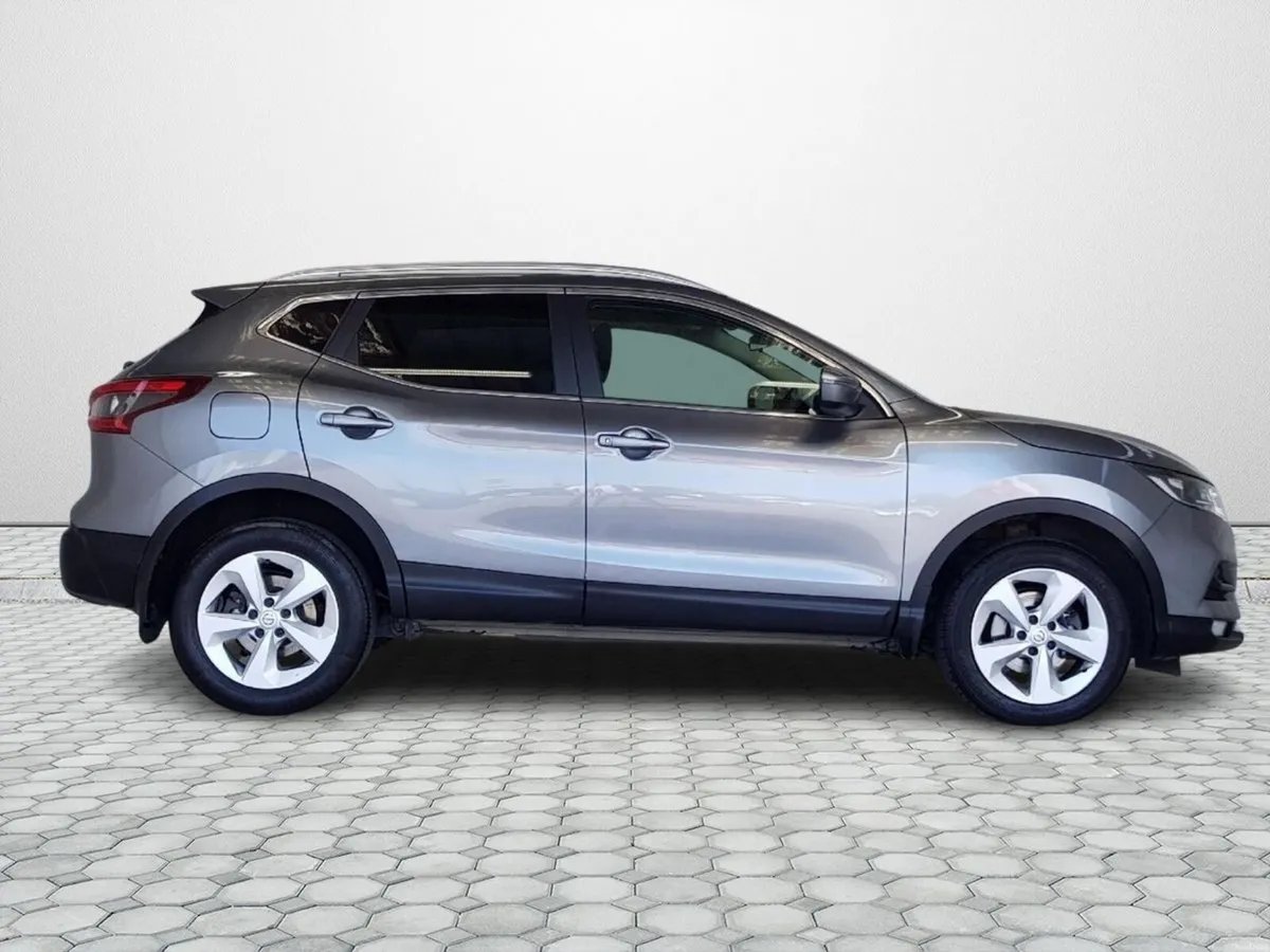 Nissan Qashqai 1.3 PET SV €3000 SCRAPPAGE OFFER - Image 6