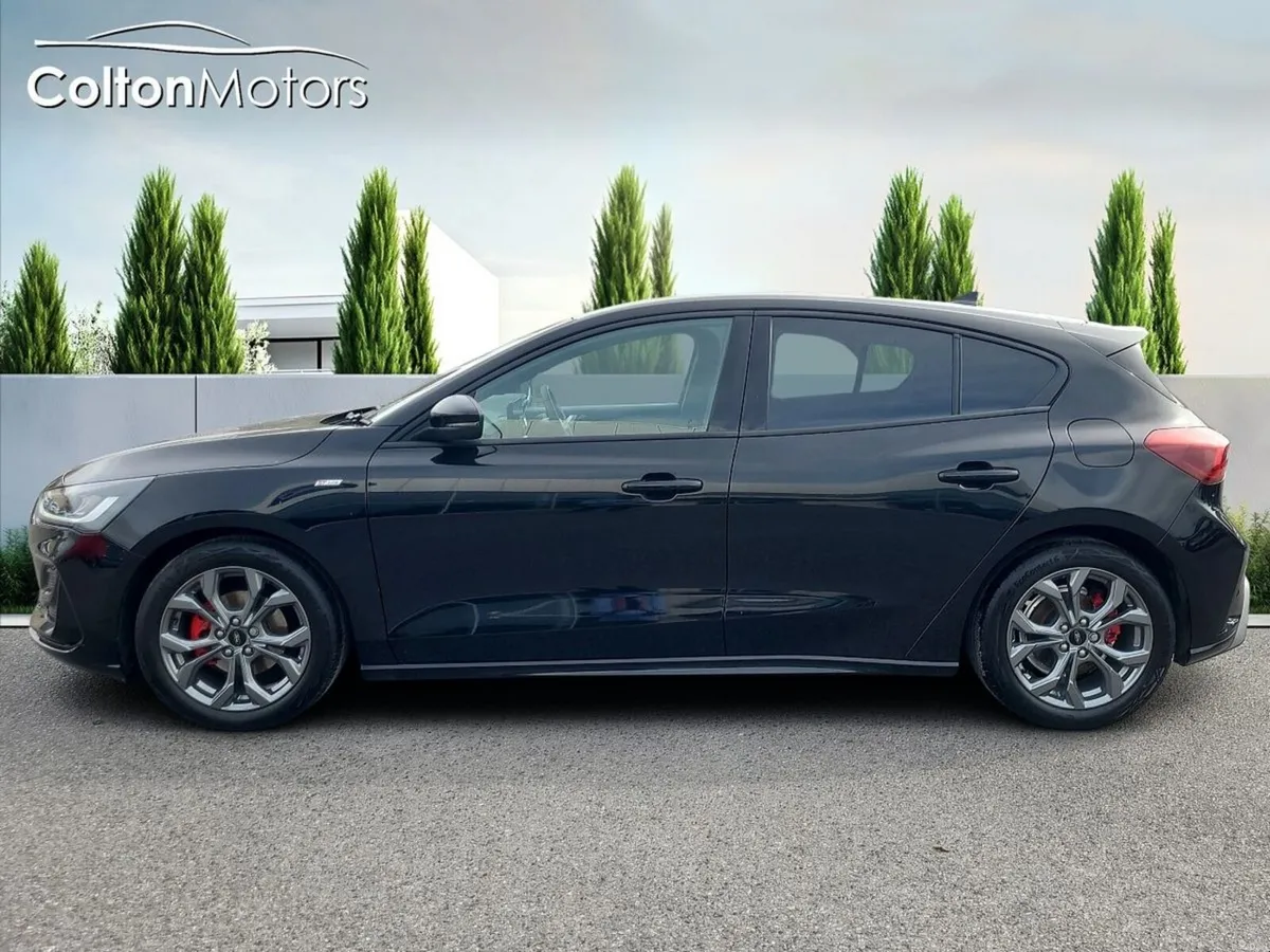 Ford Focus ST-Line 1.0L EcoBoost 125PS mHEV - Image 6