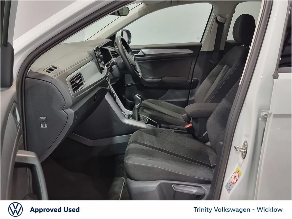Volkswagen T-Roc ** EDITION 75 ** 2.0TDI ** MANUAL - Image 4