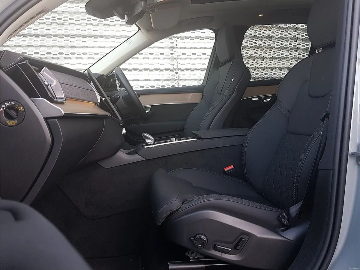 Volvo XC90 DEMO 0.95% PCP €187 PW/T8 PHEV AWD Plus - Image 5