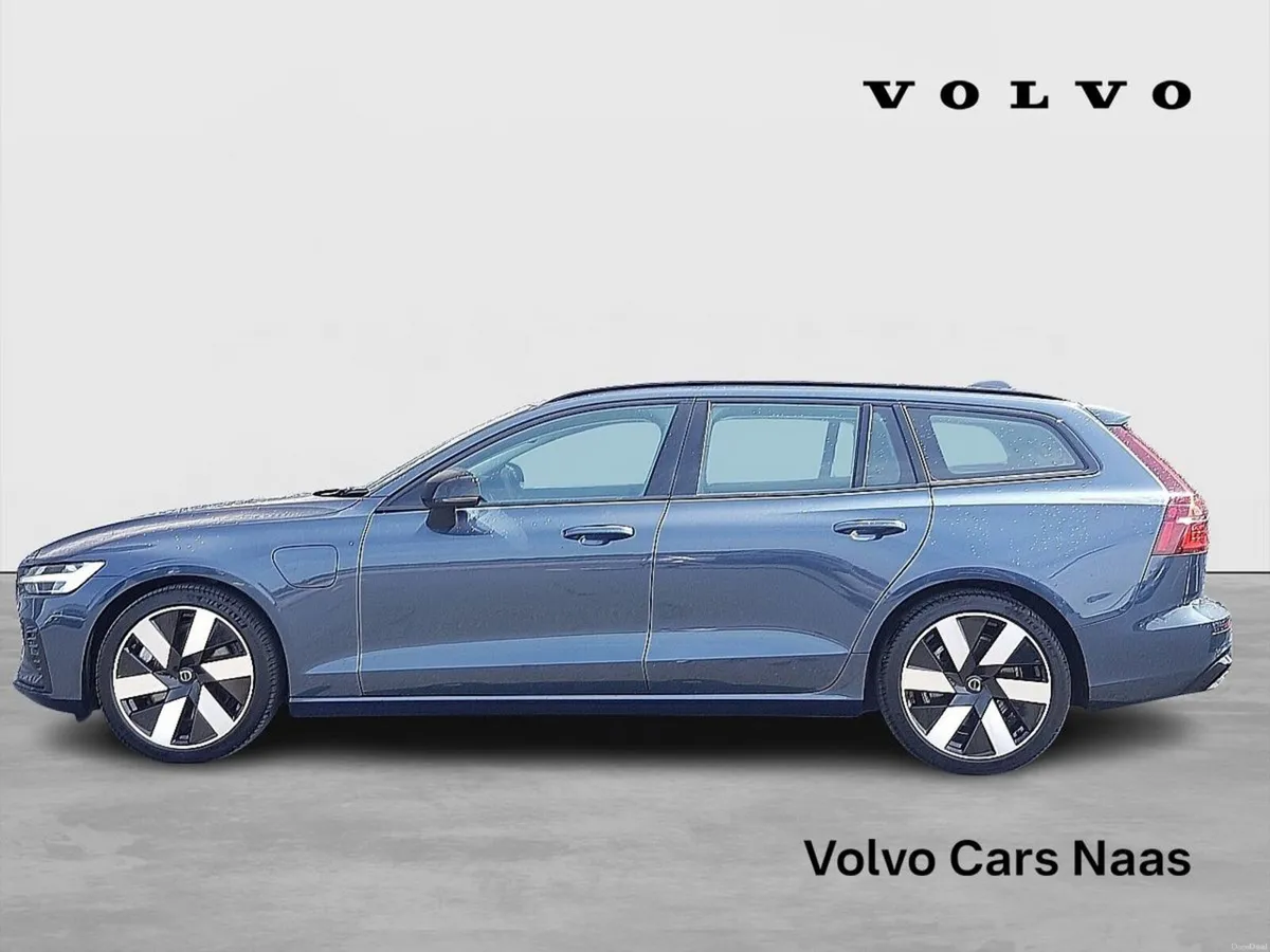 Volvo V60 2.0 T6 18.8kWh Plus Auto AWD - Image 3