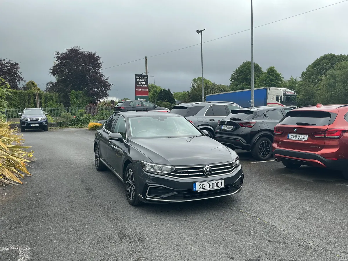 2021 VOLKSWAGEN PASSAT GTE S-A DSG PHEV AUTO - Image 4