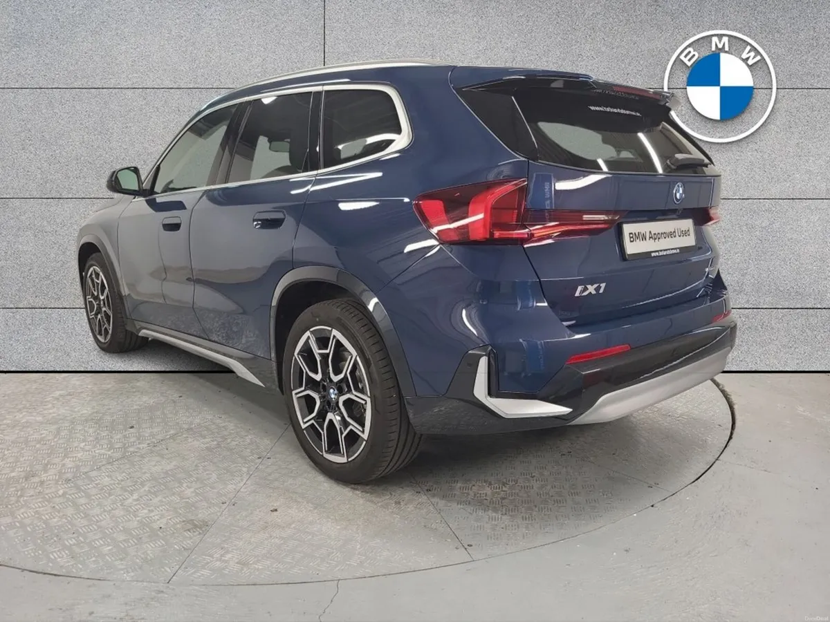 BMW iX1 eDrive20 xLine - Image 2