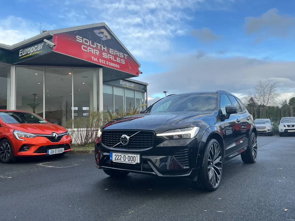 2022 VOLVO XC60 R-DESIGN PRO T8 RECHARGE AWD AIR/S - Image 2