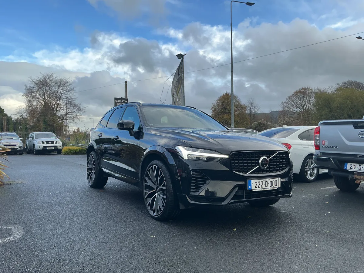 2022 VOLVO XC60 R-DESIGN PRO T8 RECHARGE AWD AIR/S - Image 6