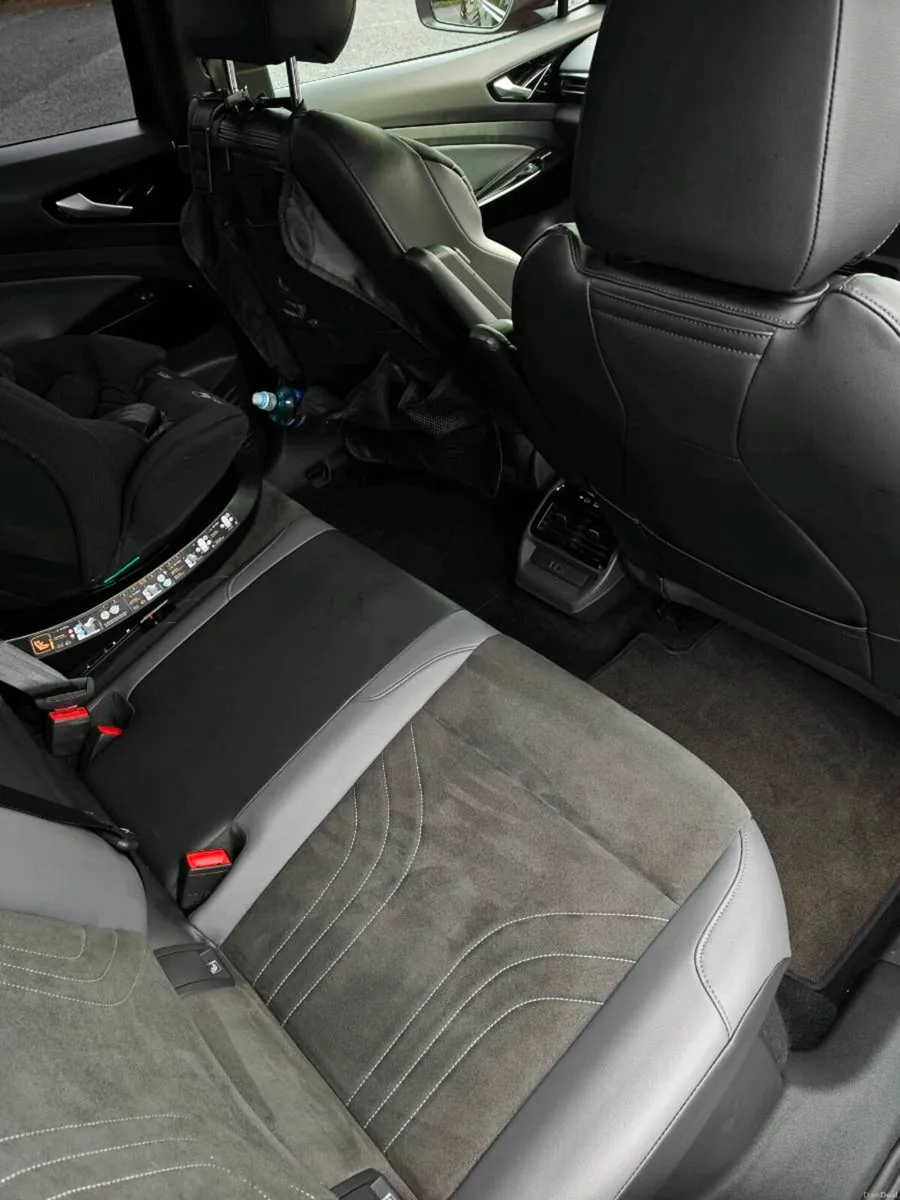 ID4 Pro 77kwh 2023 - Image 5