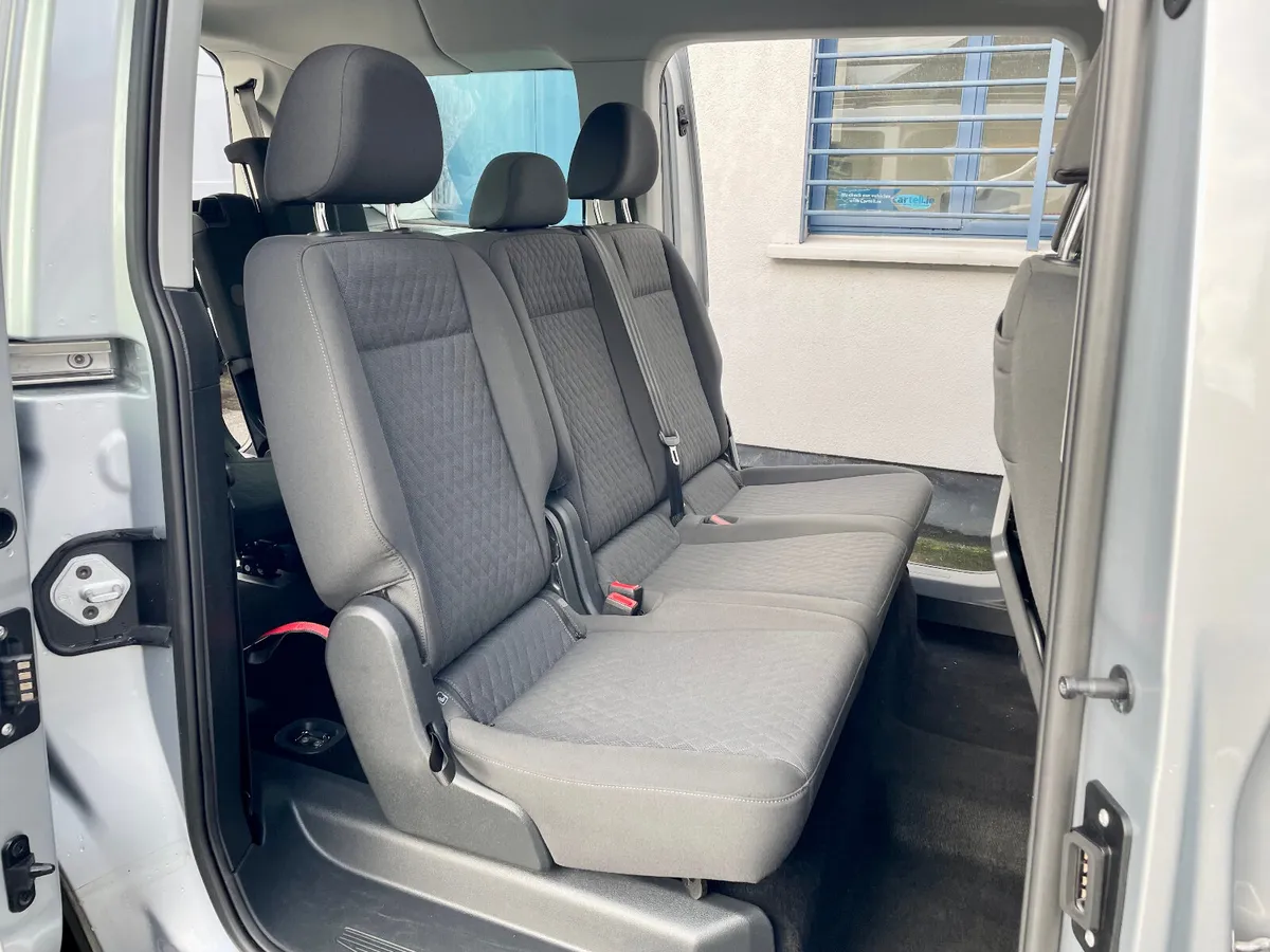 Volkswagen Caddy Maxi Life 2.0TDI Auto 7 Seat,2023 - Image 5