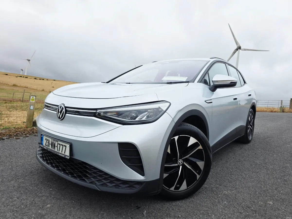 Volkswagen ID.4 PURE 109 K LIFE 52KWH 148HP 5DR - Image 1