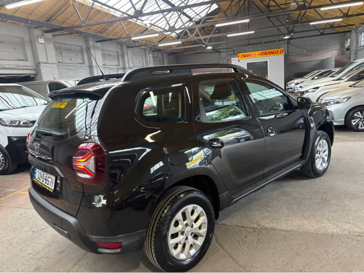 Dacia Duster COMFORT TCE 90 4X2 5DR - Image 4