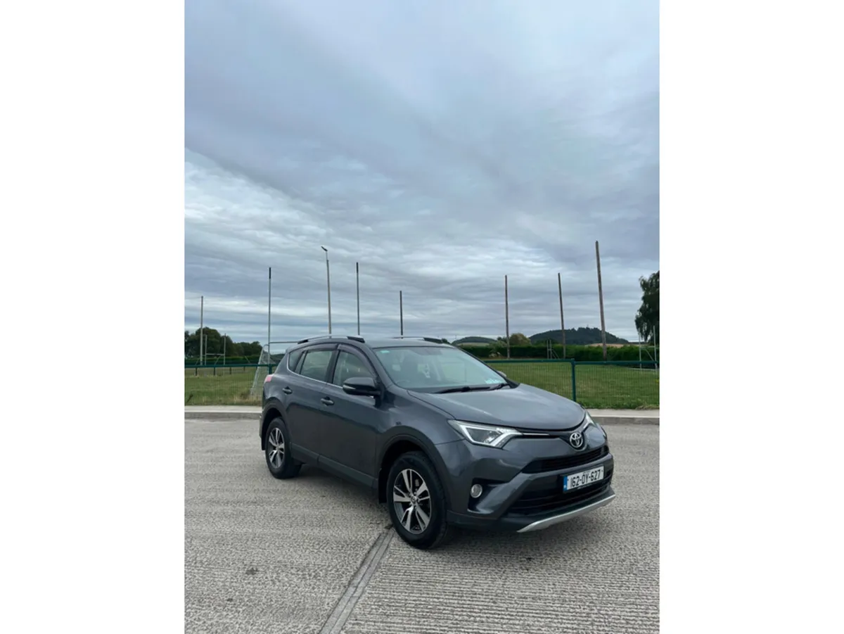 Toyota RAV4 RAV4 2.0 D-4D LUNA 4DR - Image 1