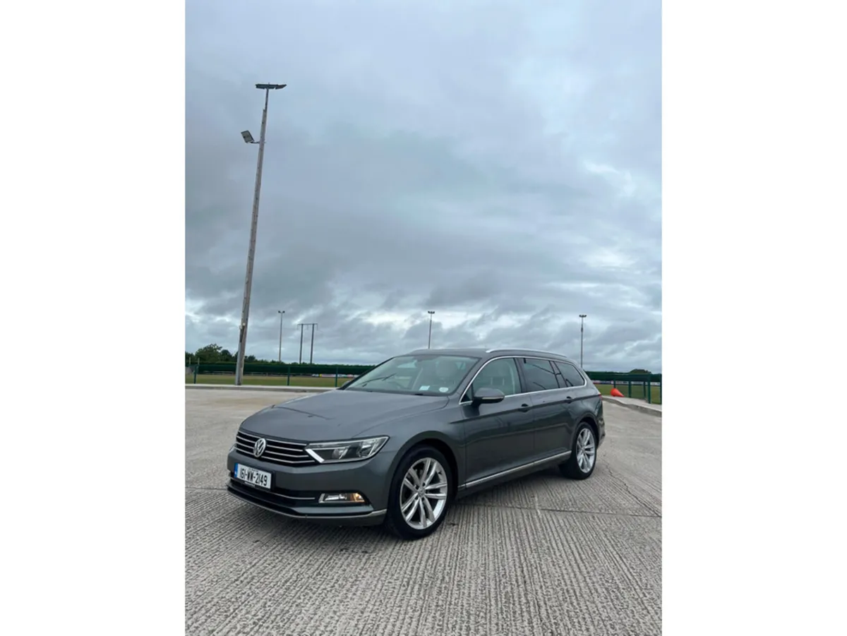 Volkswagen Passat HIGHLINE 1.6 TDI MANUAL 6SPEED F - Image 2