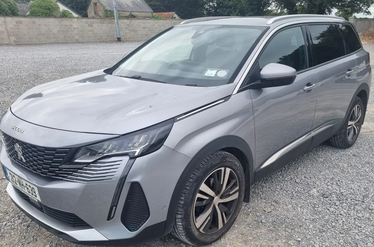 Peugeot 5008 2021 - Image 2