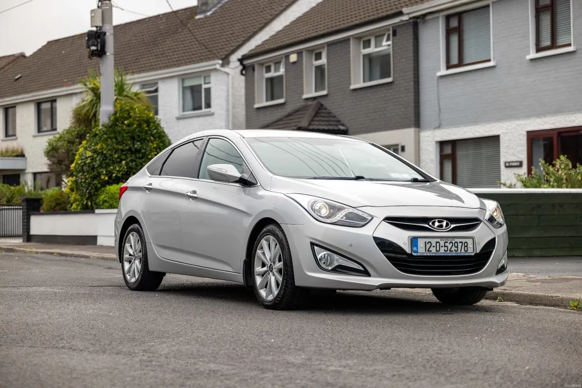 Hyundai i40 2012 - Image 2