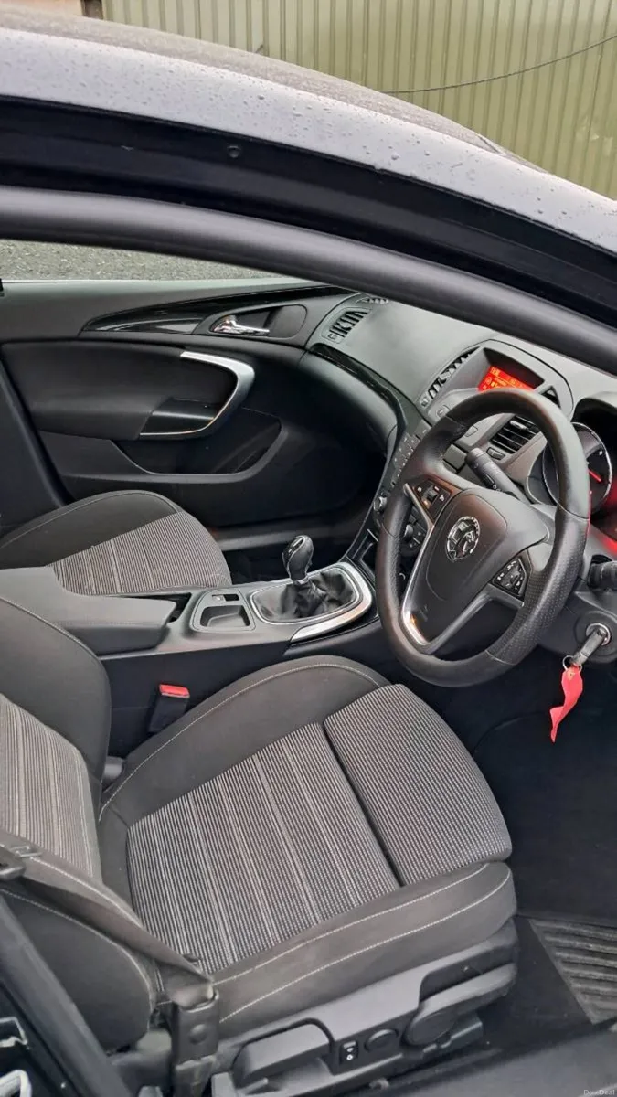 2012 Vauxal Insignia - Image 4