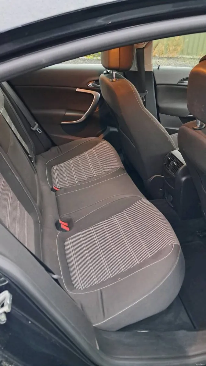 2012 Vauxal Insignia - Image 6