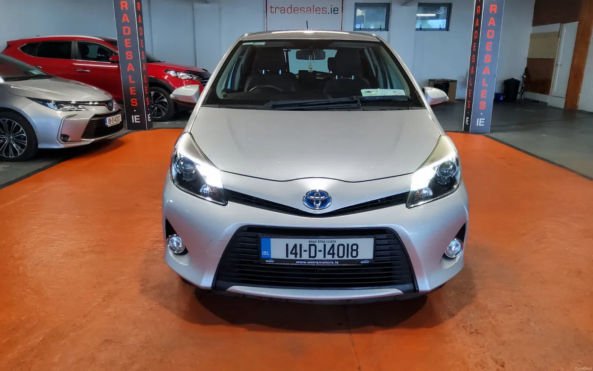 Toyota Yaris 2014 - Image 2