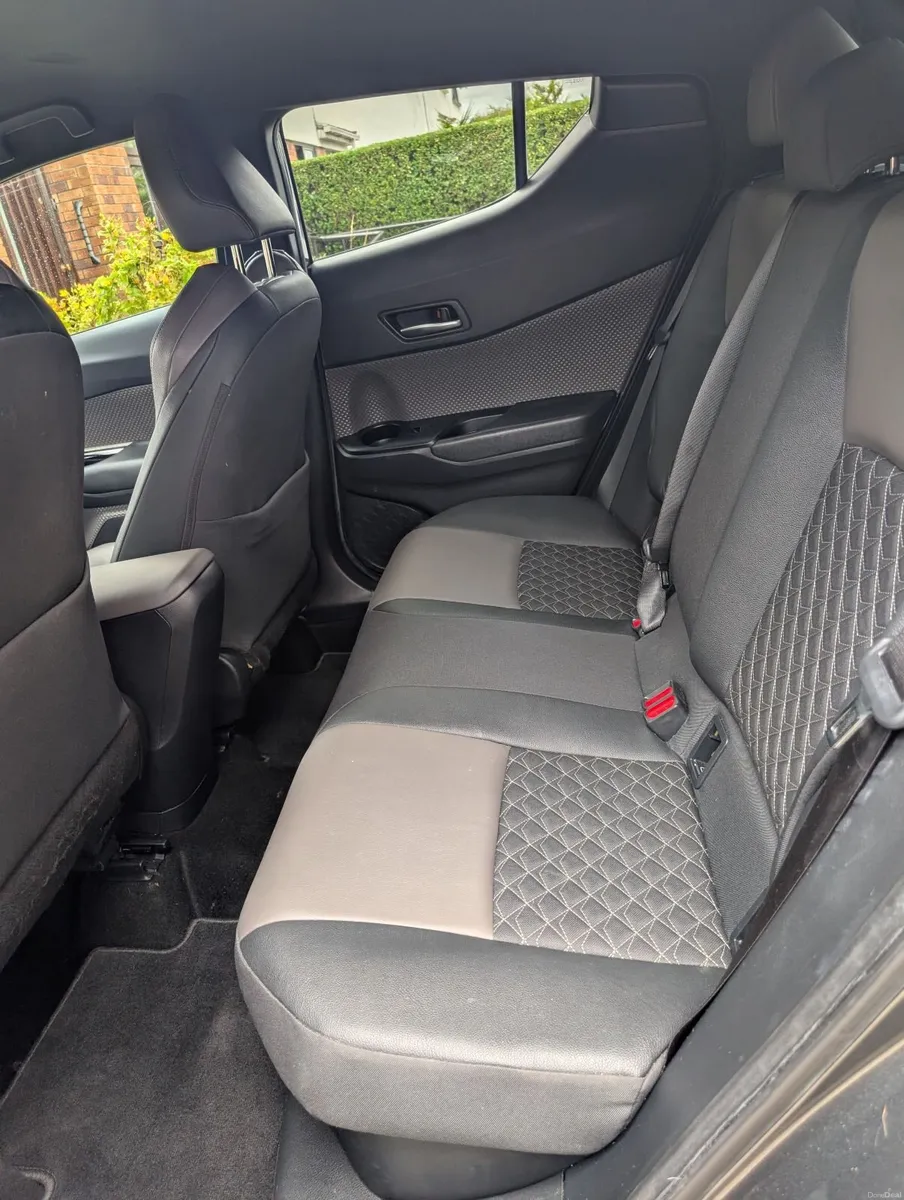 Toyota CH-R *62,000KM* SOL High spec model - Image 5