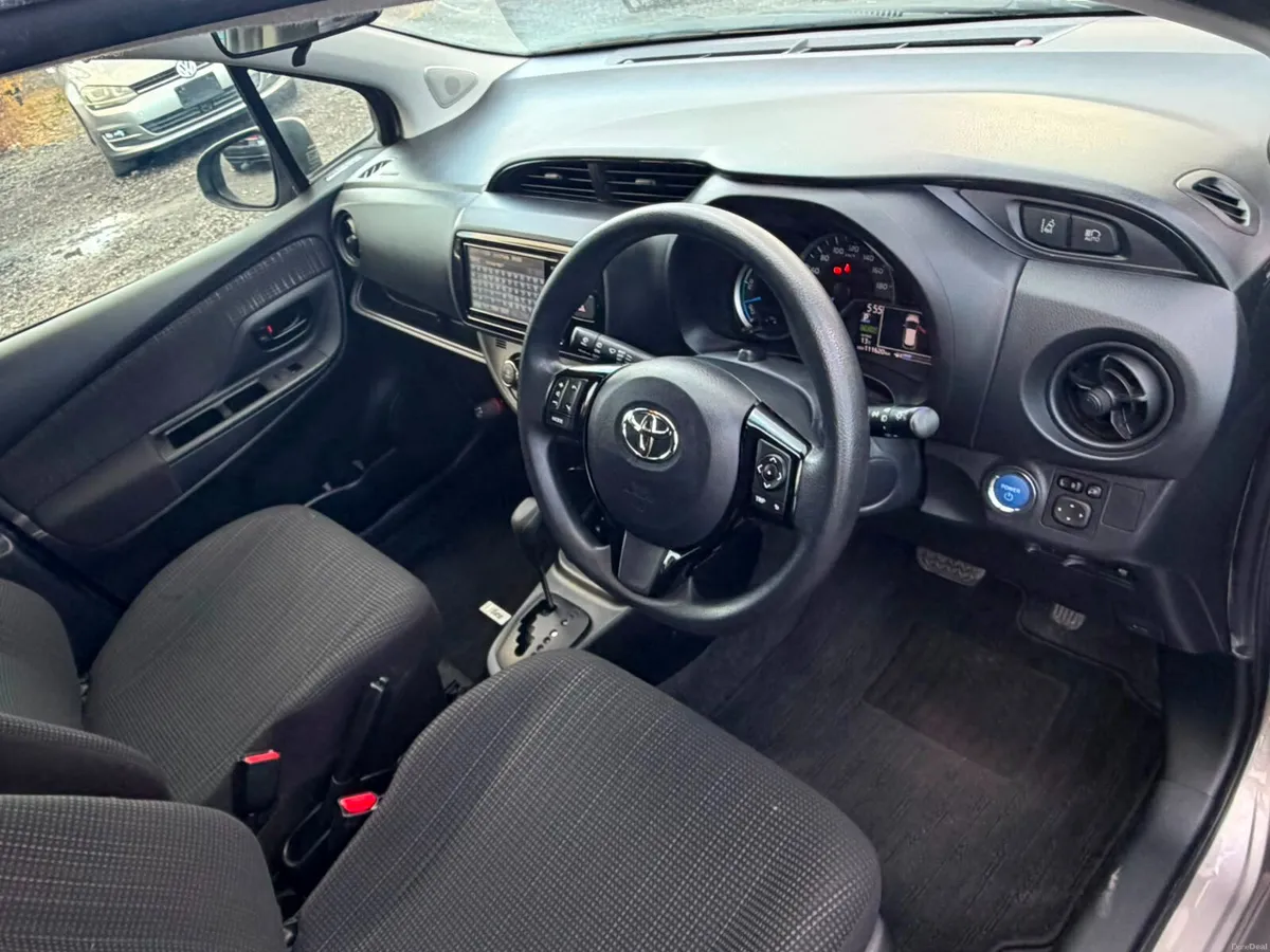 2017 Toyota Vitz 1.5 Hybrid Automatic - Image 2