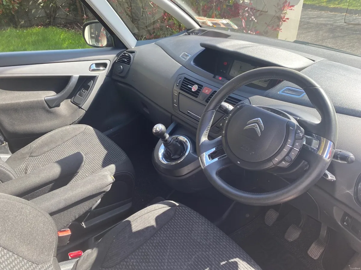 Citroen C4 Picasso 2012 - Image 5