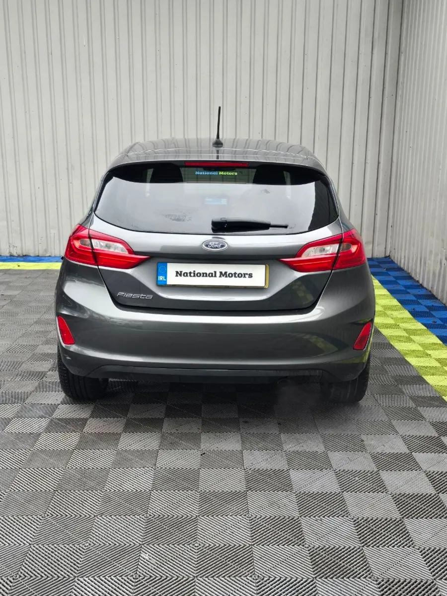 2017 Ford Fiesta TITANIUM 1.0 PETROL - Image 5