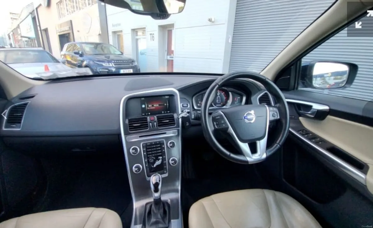 Volvo XC60 2016 - Image 6