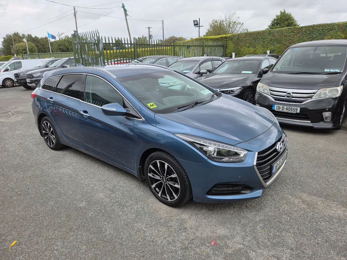 Hyundai i40 2016 Executive Tourer - Image 1