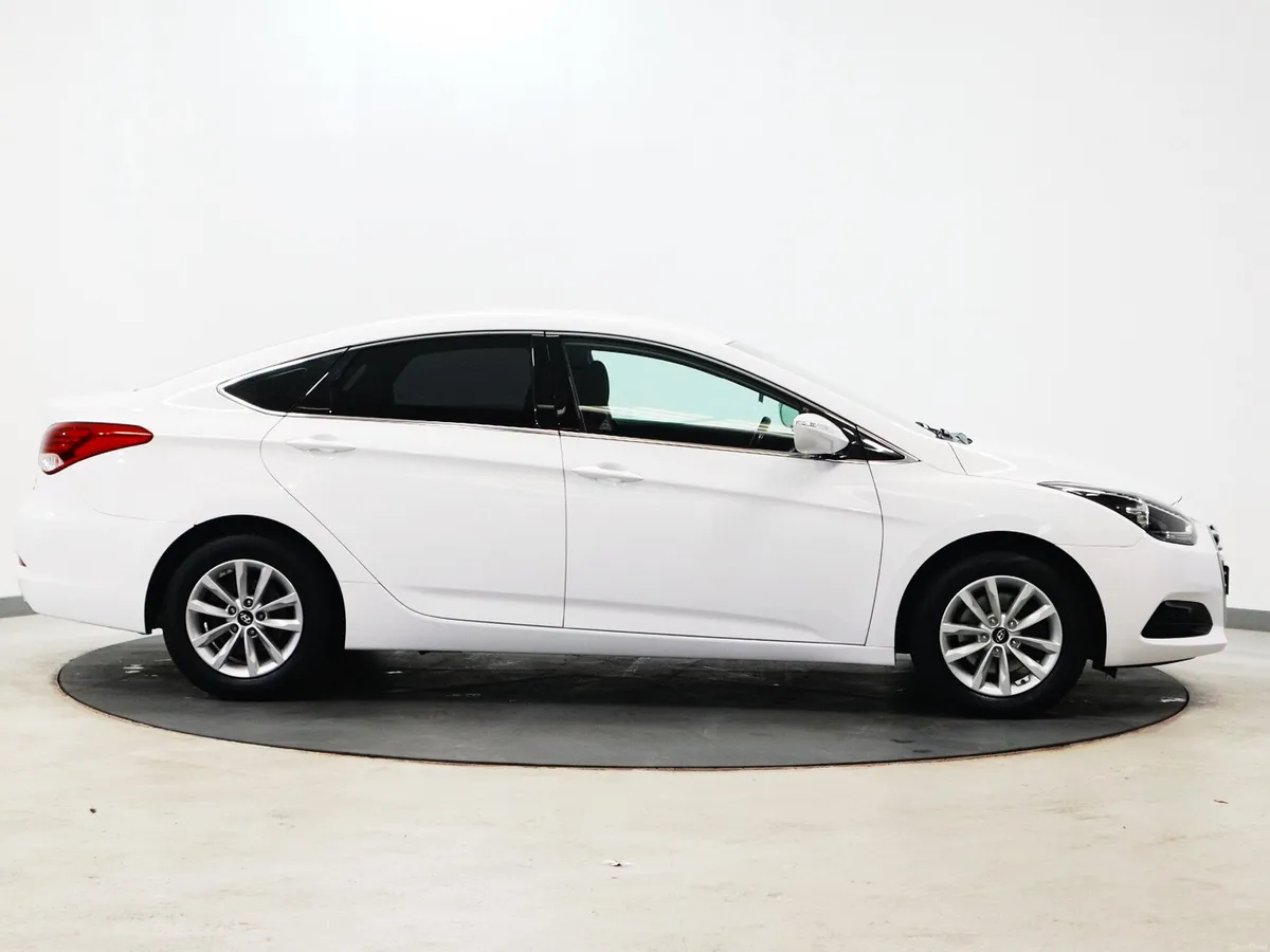 *118* 2017 Hyundai i40 1.7crdi comfort - Image 2