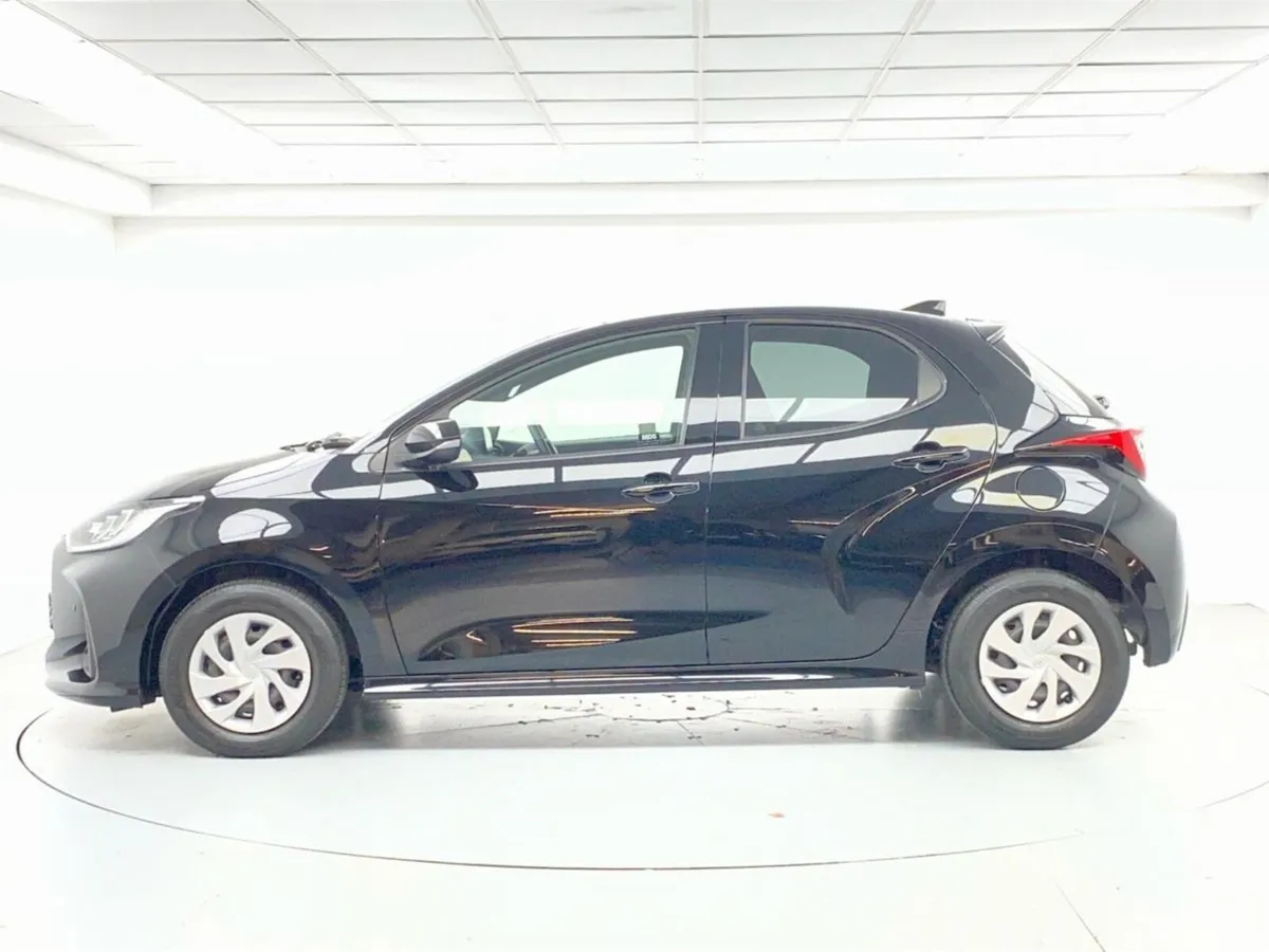 Toyota Yaris G - Image 5