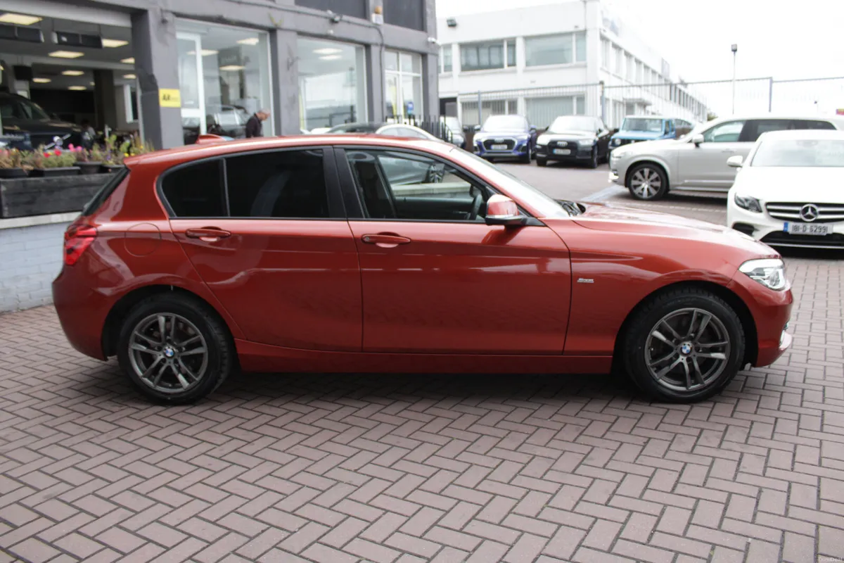 2.0D SPORT EDITION 5DR HATCHBACK  AUTOMATIC // 1 O - Image 3