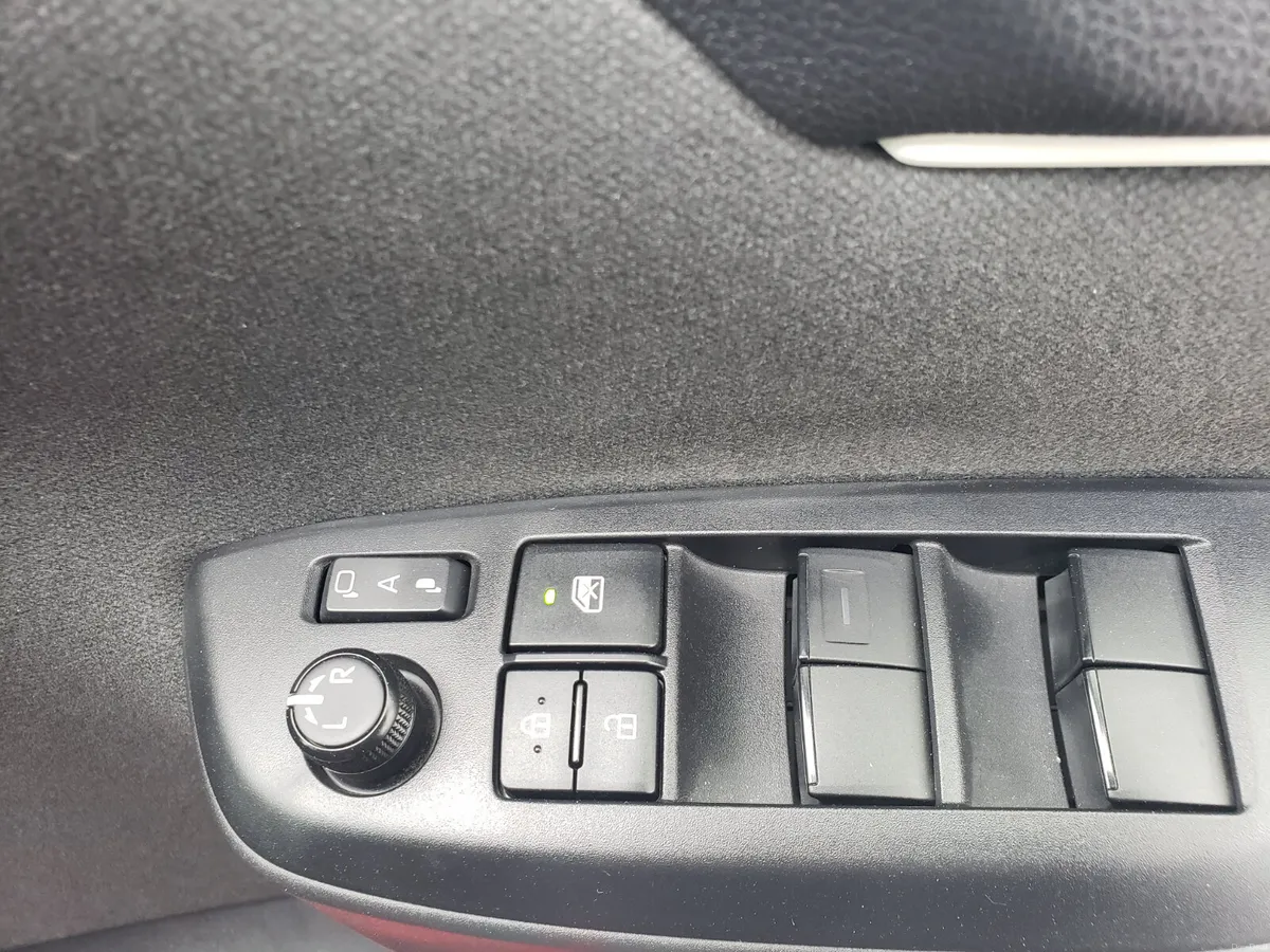 Toyota Yaris 2020 - Image 4