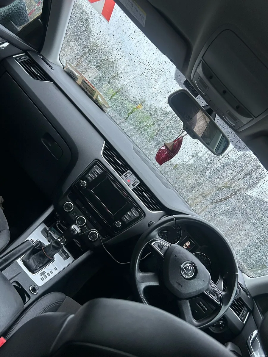 Skoda Octavia - NCT 2027 - Image 3