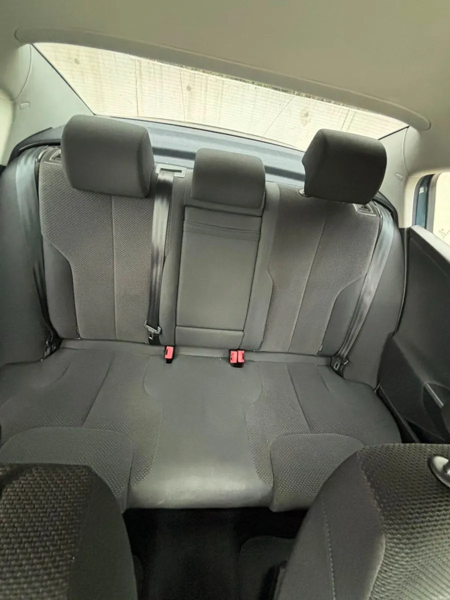 Volkswagen Passat 2008 - Image 5
