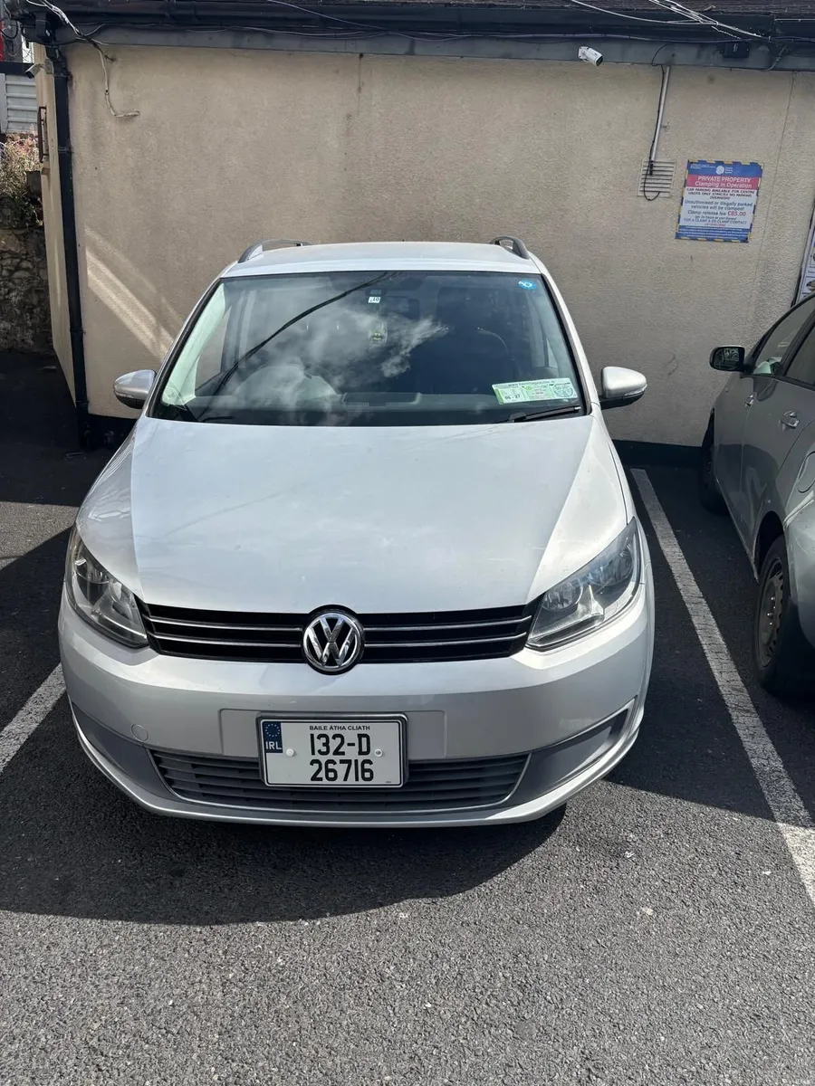 Volkswagen Touran 2013 - Image 1