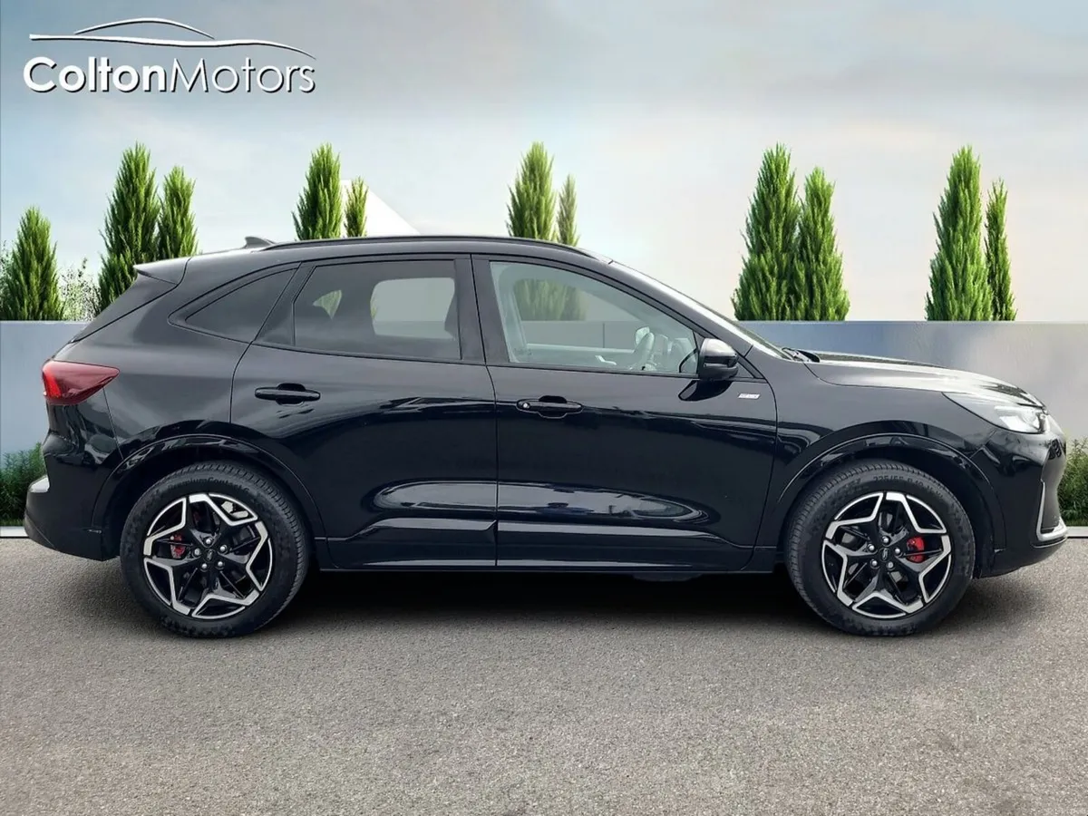 Ford Kuga 2.5 Duratec 243PS PHEV ST-Line X Auto - Image 3