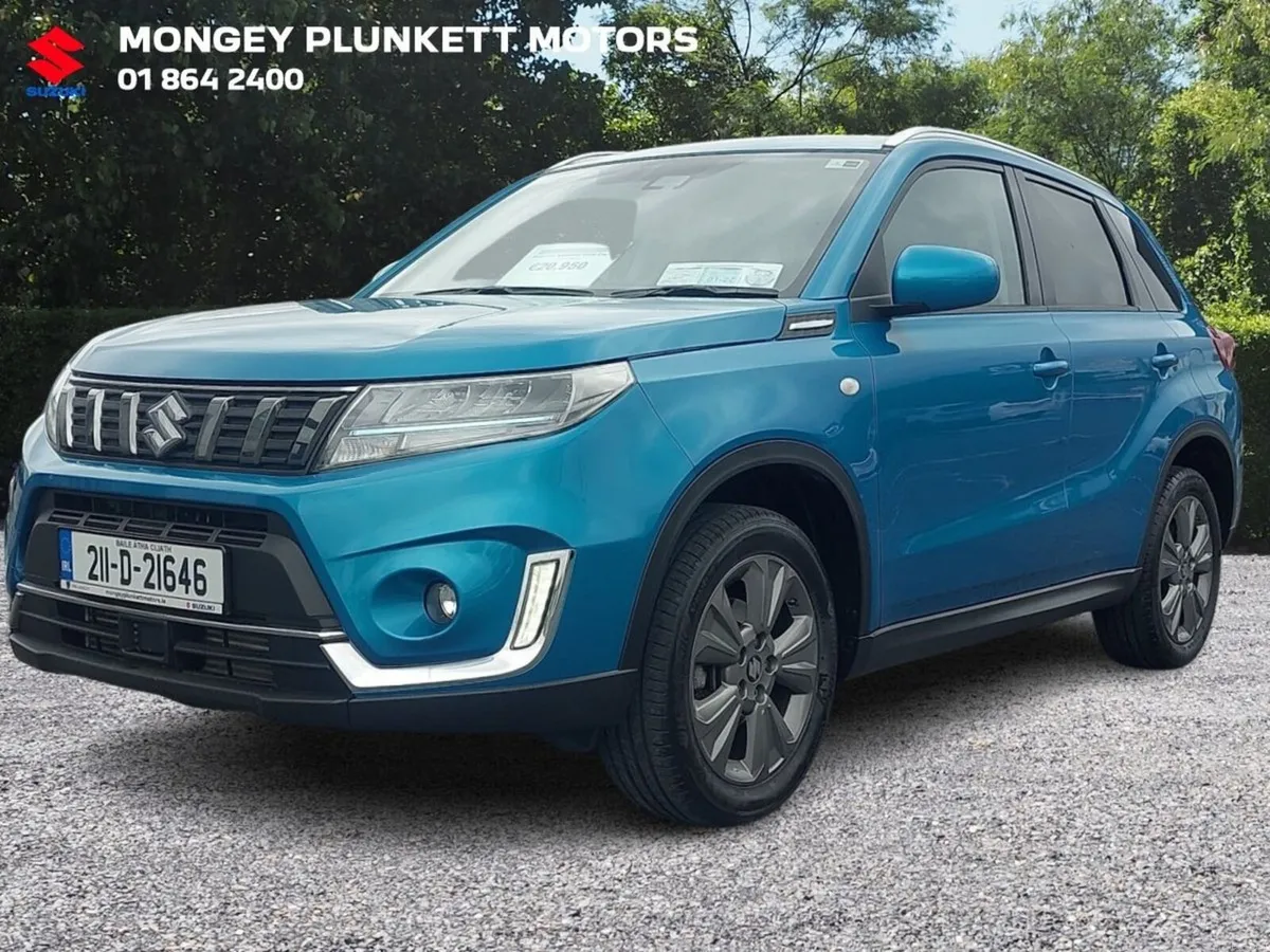 Suzuki Vitara SZT 1.4 Hybrid - Image 3