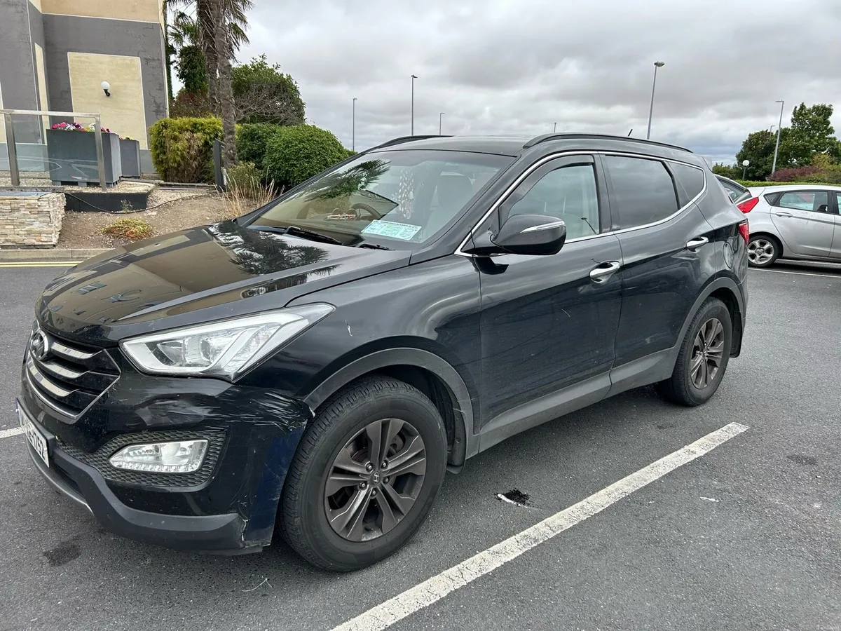 Hyundai Santa Fe 2014 - Image 2