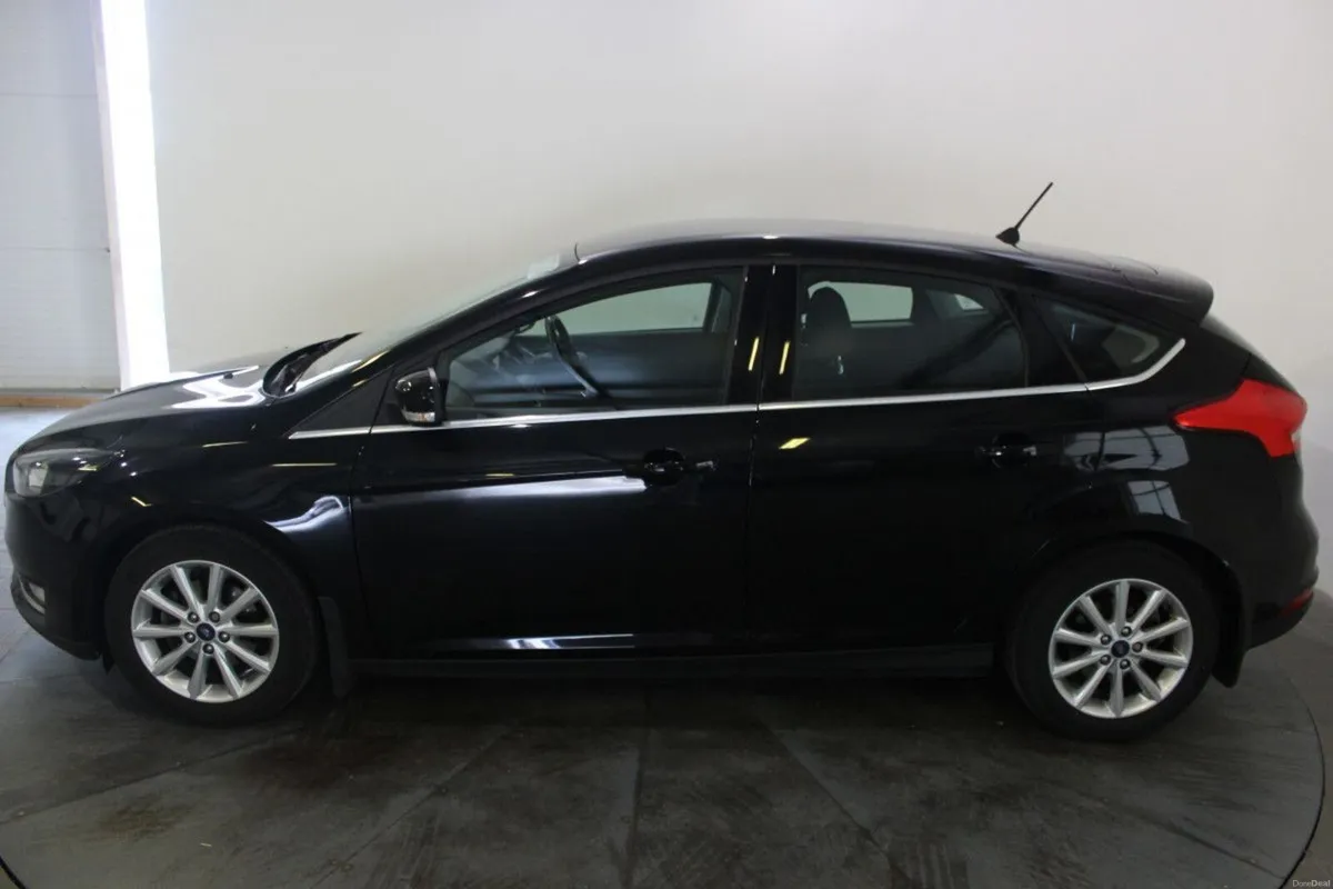 Ford Focus 1.0 Ecoboost 125PS Titanium - TENDER 21 - Image 6