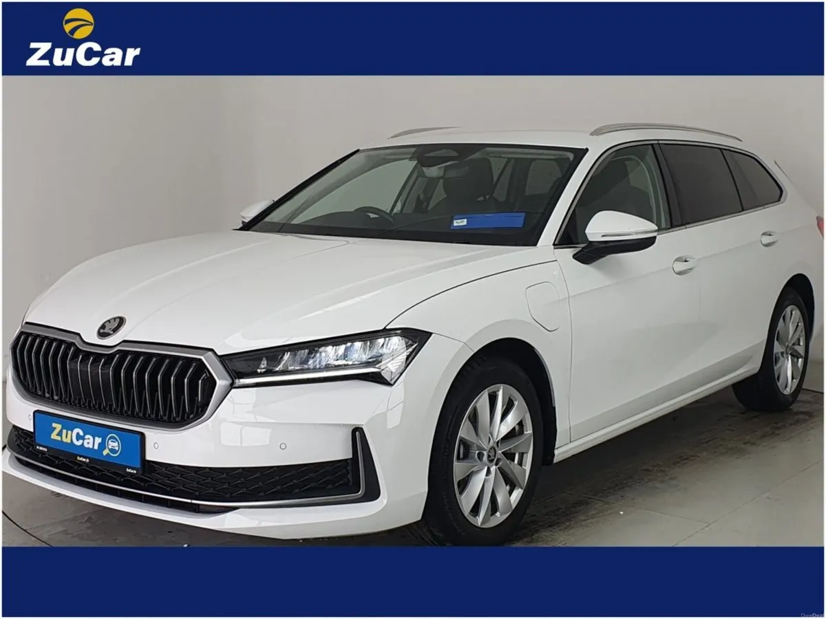 Skoda Superb Superb SE Technology  TSi iV - Image 6