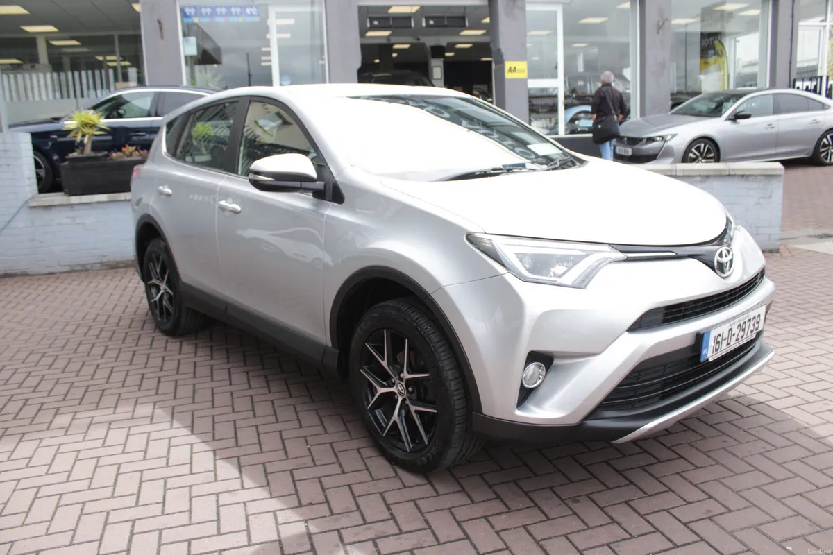 Toyota RAV4 2016 - Image 1